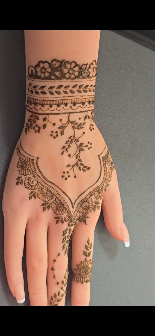 Henna portfolio image 5