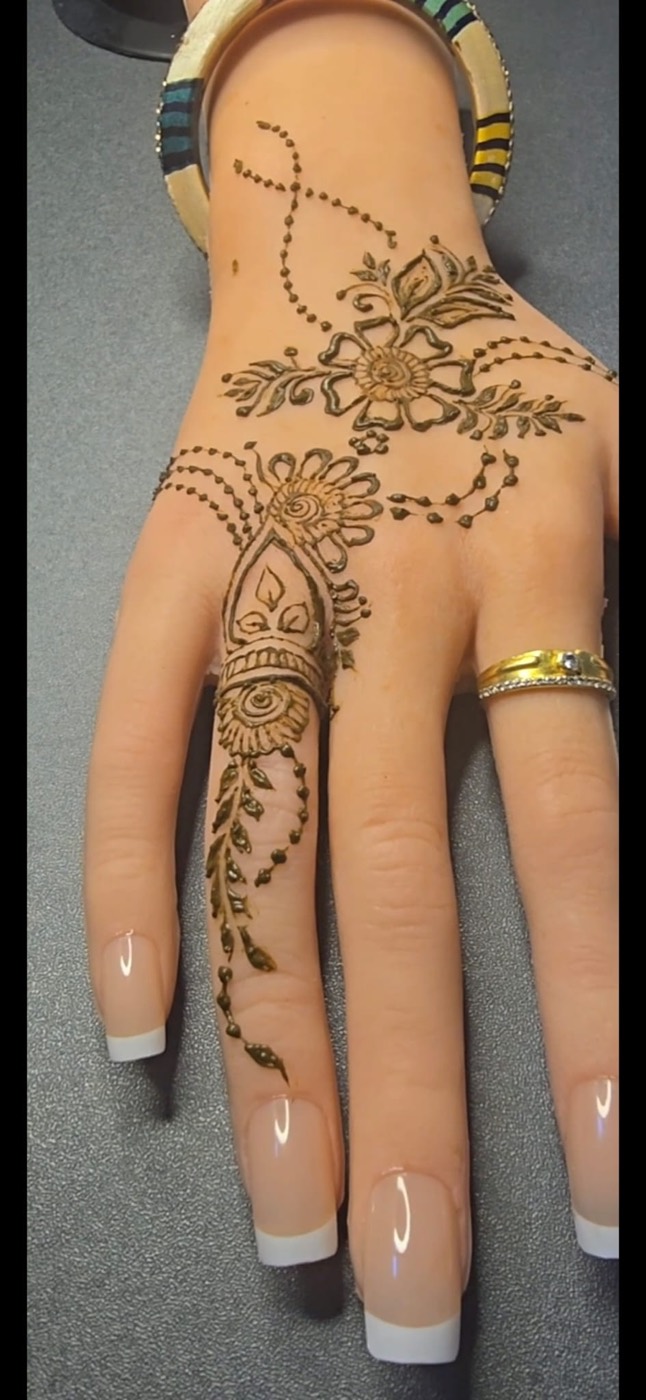 Henna portfolio image 8